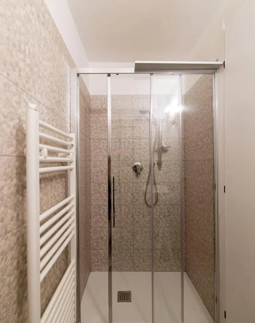 Casa Vacanze Borgovi House ローマ 0*,  イタリア